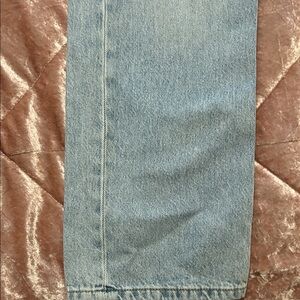 Casual Light Blue Denim Jeans
*Worn Once*
